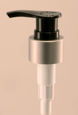 24-410 28-410 Matte Gold Lotion Pump, เครื่องจ่ายสบู่โลหะ OEM ยอมรับ